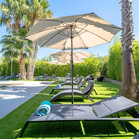 Вилла Magnificent Villa, Heated Pool, Air Cond, Sea View *