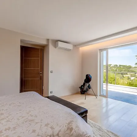 Magnificent Villa, Heated Pool, Air Cond, Sea View * Сент-Максим