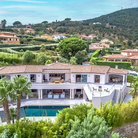 Magnificent Villa, Heated Pool, Air Cond, Sea View Вилла Сент-Максим