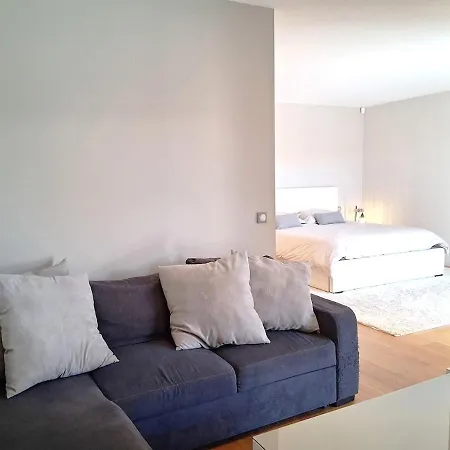 Вилла Magnificent Villa, Heated Pool, Air Cond, Sea View Сент-Максим