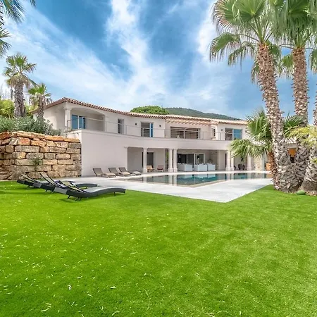 Magnificent Villa, Heated Pool, Air Cond, Sea View Sainte-Maxime