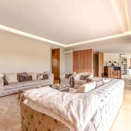 Magnificent Villa, Heated Pool, Air Cond, Sea View * Сент-Максим
