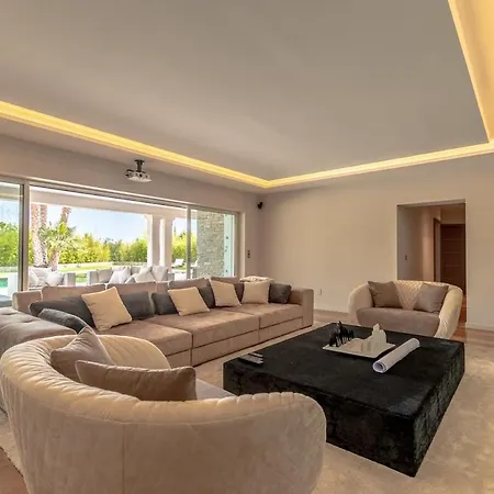 Magnificent Villa, Heated Pool, Air Cond, Sea View * Сент-Максим