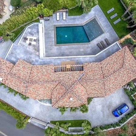 Magnificent Villa, Heated Pool, Air Cond, Sea View Villa *