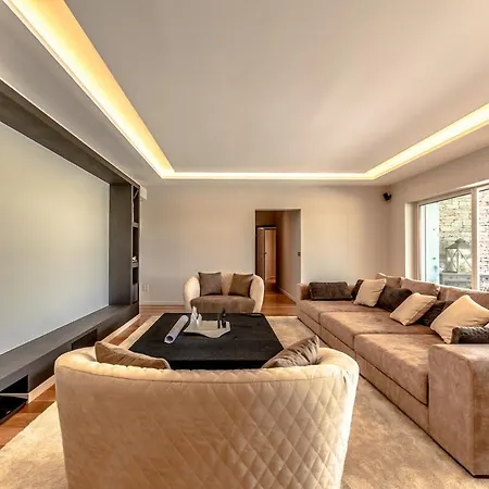 Magnificent Villa, Heated Pool, Air Cond, Sea View Villa