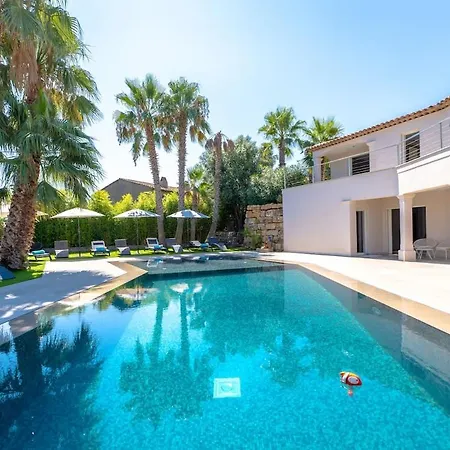 Magnificent Villa, Heated Pool, Air Cond, Sea View Villa *